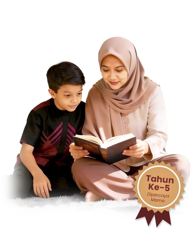 Ibu mendampingi anak mempelajari persiapan aqil baligh sesuai tuntunan Islam
