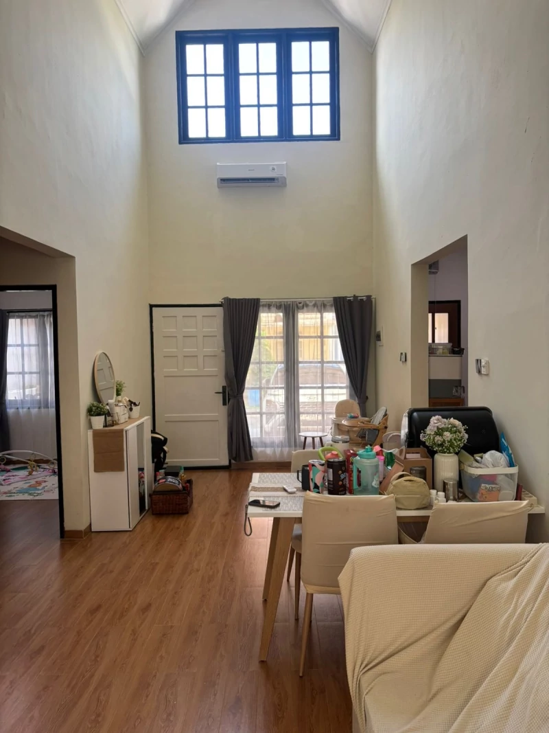 Dijual Rumah di Deltamas