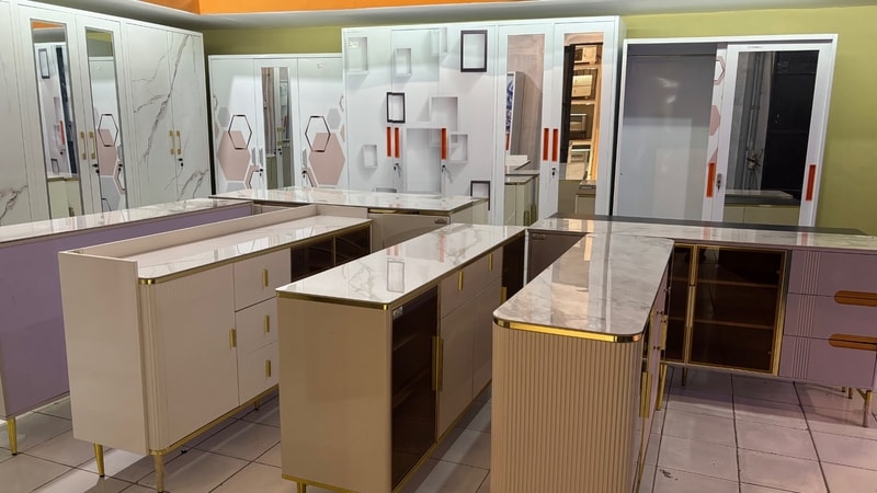 toko furniture di Palembang - display buffet konsul dan lemari pakaian plat di Vermont Office & Home Living Palembang