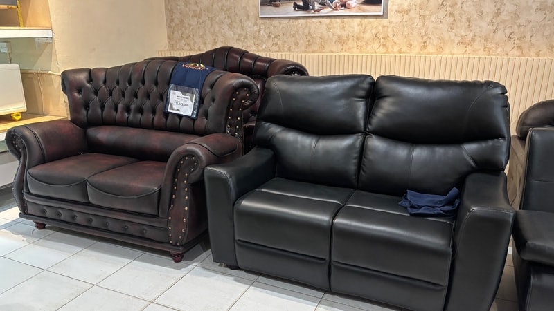 toko furniture di Palembang - display sofaa kantor di Vermont Office & Home Living Palembang