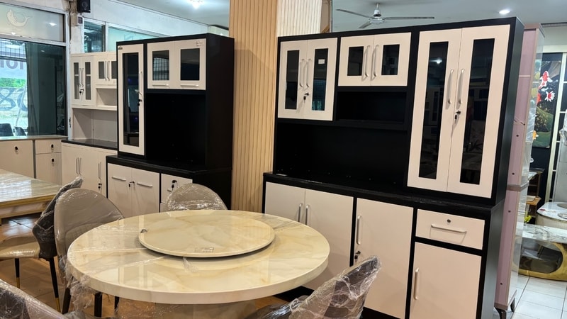 toko furniture di Palembang - display lemari dapur di Vermont Office & Home Living Palembang