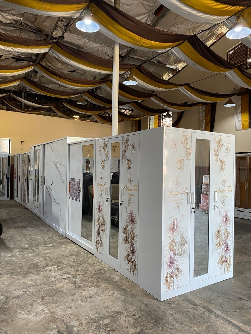 toko furniture bandar lampung - display lemari pakaian bahan plat dan mdf di Vermont Office & Home Living Bandar Lampung