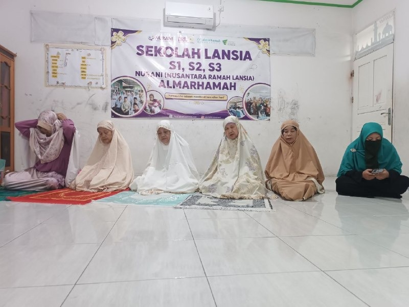 Siapkan Bekal Akhirat! SQR NURANI Ajak Lansia Perbanyak Amal
