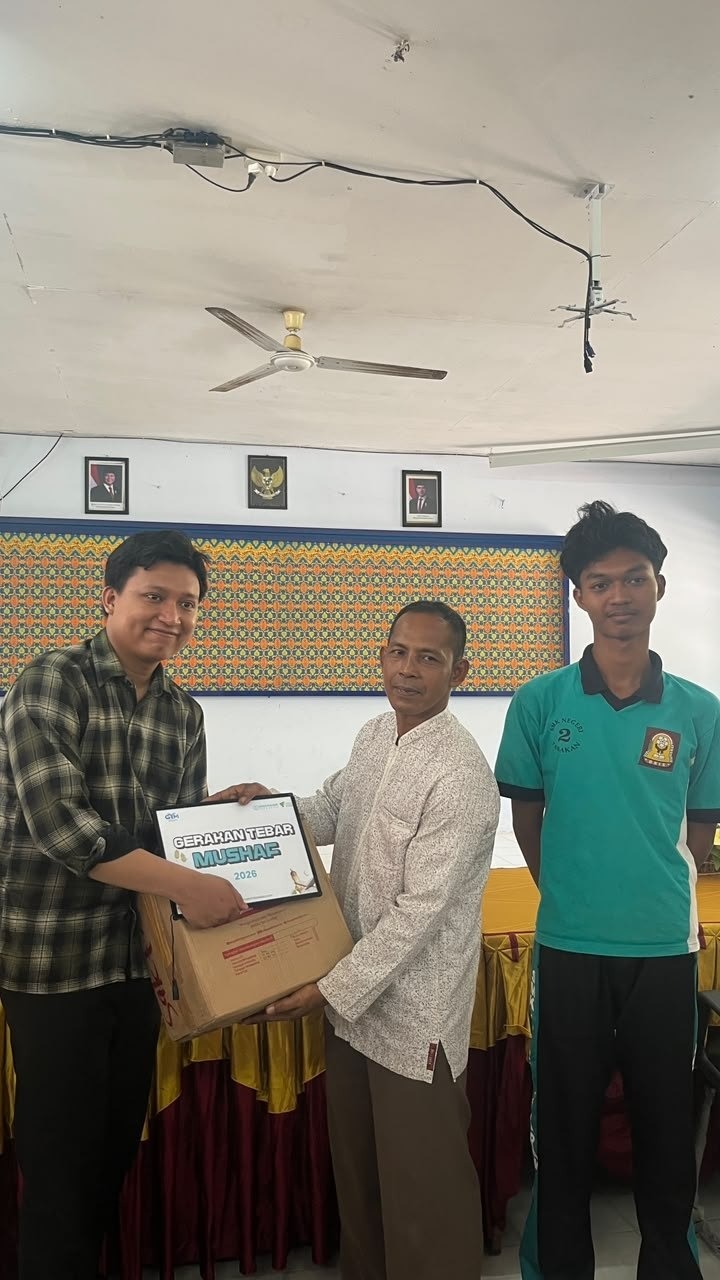 Penyerahan mushaf Al - Quran